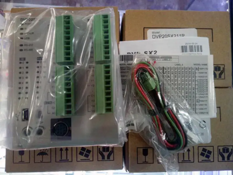 Delta DVP20SX211R PLC module