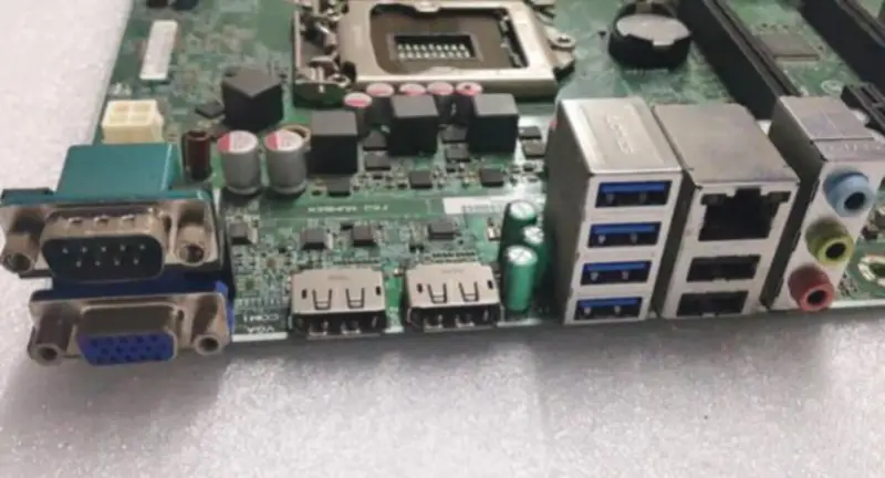Lenovo E32 TS240 TS140 C226 IS8XM 1.0 03T6801 00FC657 DDR3 Workstation Motherboard