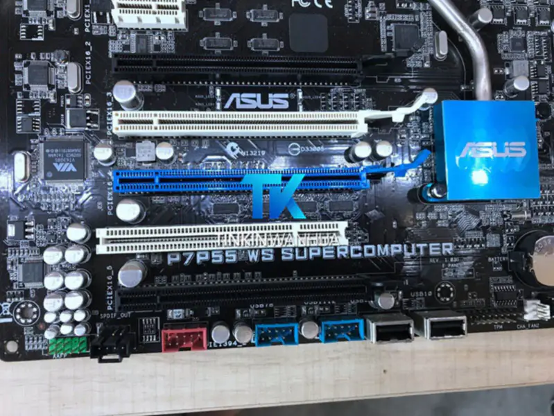Asus 1244614000 ATX motherboard