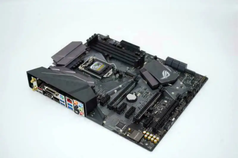 Asus STRIXZ270EGAMING motherboard