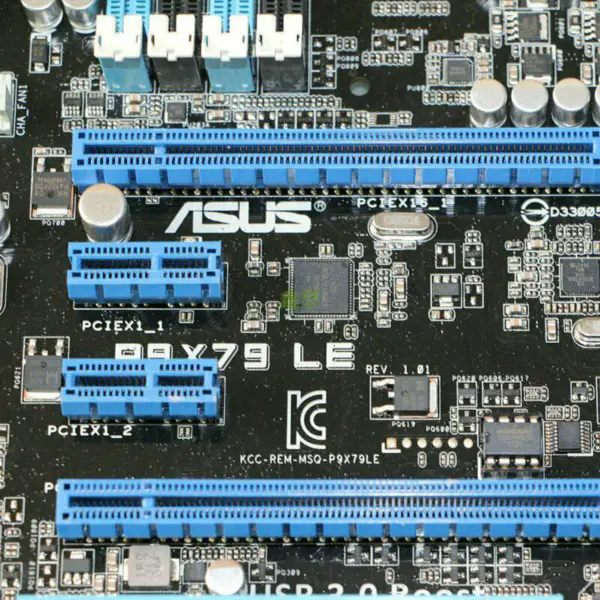 Asus P9X79LE motherboard