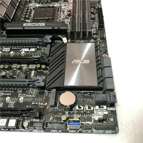 Asus Z170-WS motherboard