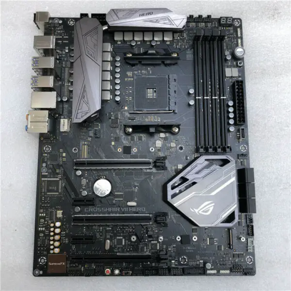 Asus CROSSHAIR VII HERO motherboard