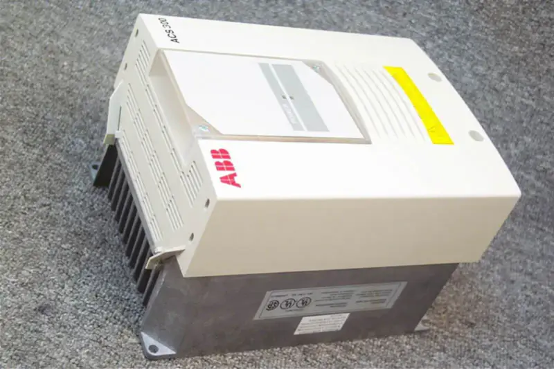 ABB ACS 300,ACS301-2P7-3 Inverter NEW NOT IN BOX ACS301-2P7-3
