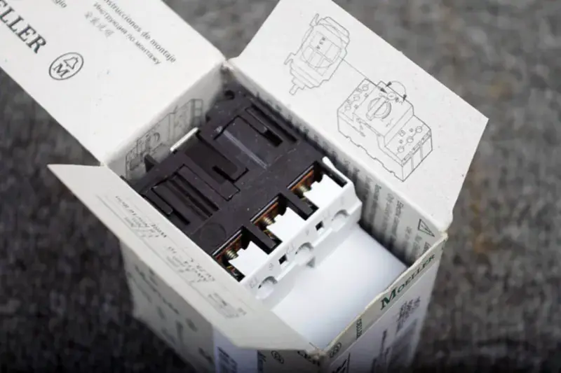 MOELLER PKZM0-25 MOTER-PROTECTIVE CIRCUIT-BREAKER PKZM0