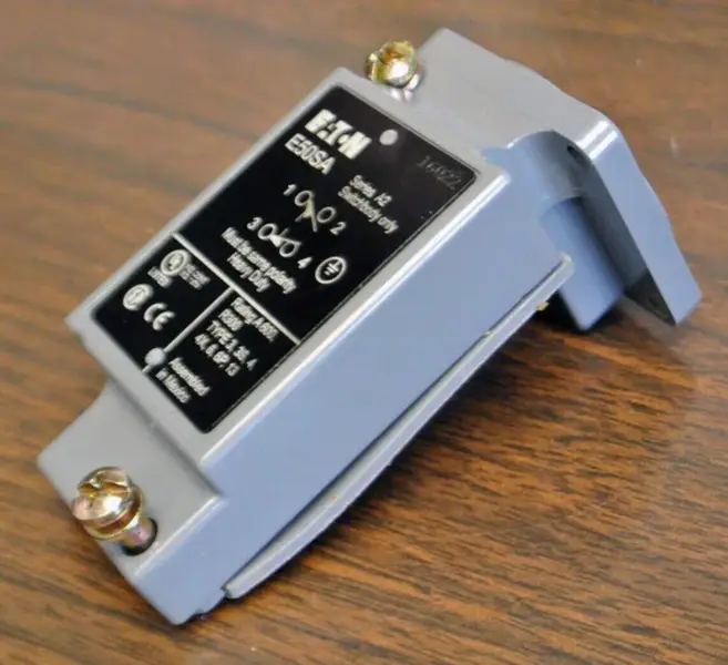 EATON E50SA PLC module