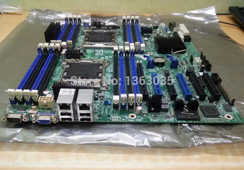 Intel S2600CP2 motherboard