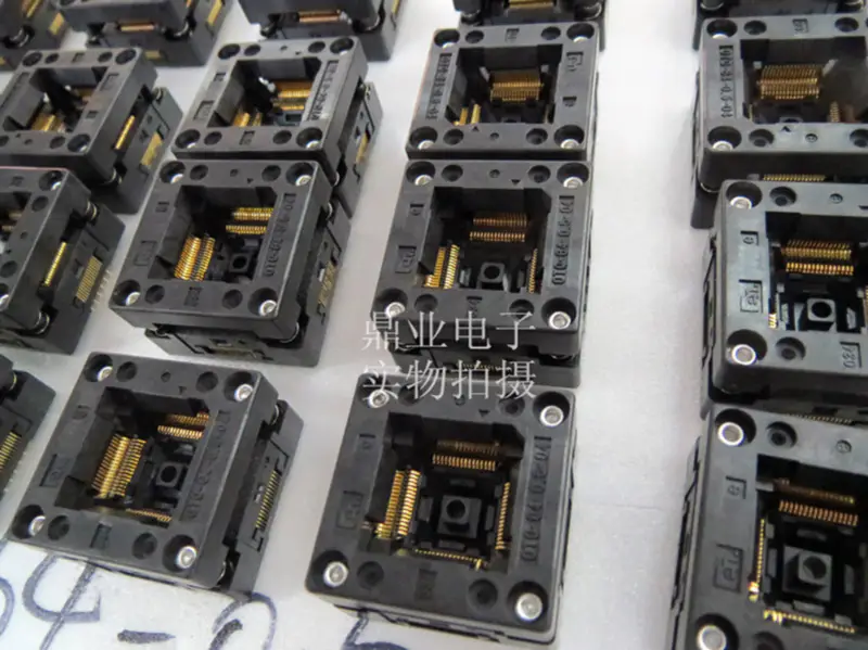 32QN40TS24040 QFN32 Burn-in Socket gold plating IC
