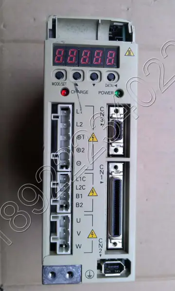 YASKAWA SGDM-01BDA