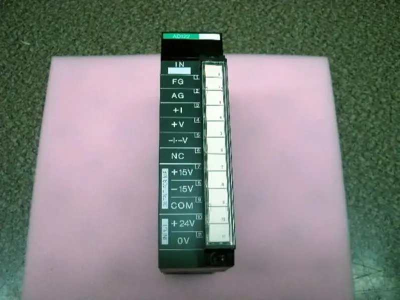 IDEC PF3S-AD122