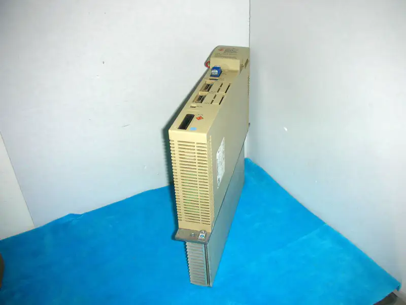 YASKAWA SGDC-10ARA