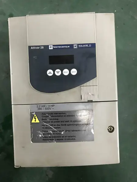 Schneider ATV28 ATV28HU41N4 2.2KW