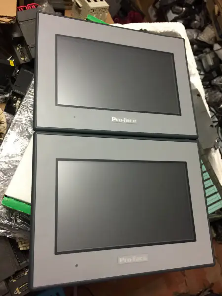 Pro-face GC-4401W 9.5