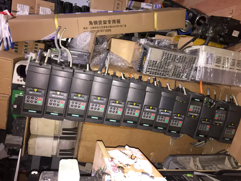 Siemens 6SE6440-2UD21-1AA1 1.1KW 89