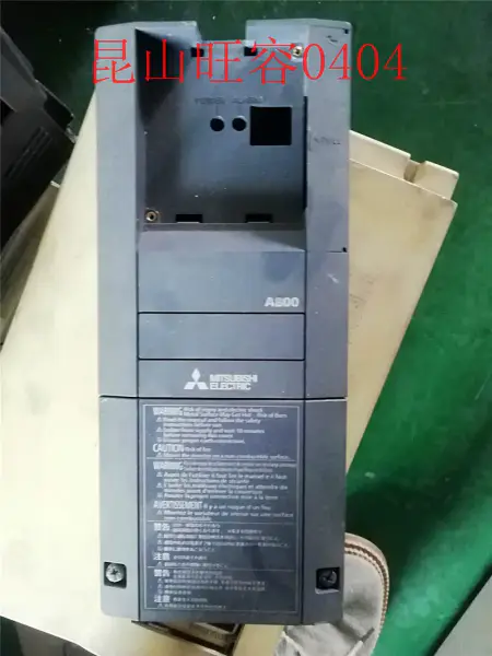 Mitsubishi A800 series FR-A820-0.4K-1 0.4KW 230V