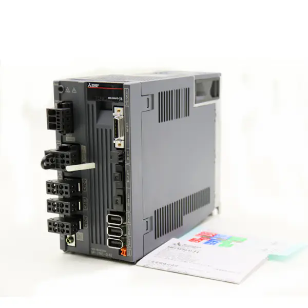 Mitsubishi MR-J4W3-444B ac Servo Amplifier Japan outboard motor