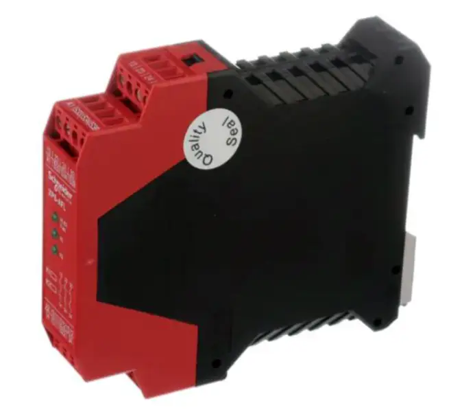 Schneider XPSAFL5130 Safety Relay