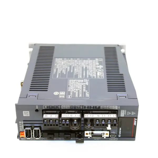 750W Cnc Controller And Micro Universal Servo Drives Mitsubishi MR-J4-70B-RJ020