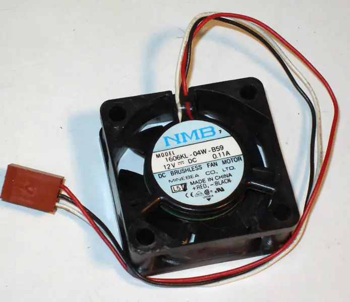 NMB 1606KL-04W-B59 12V 0.11A 3-pin machine tool fan, 1.02W 40x40x15mm 8000RPM 8.1CFM