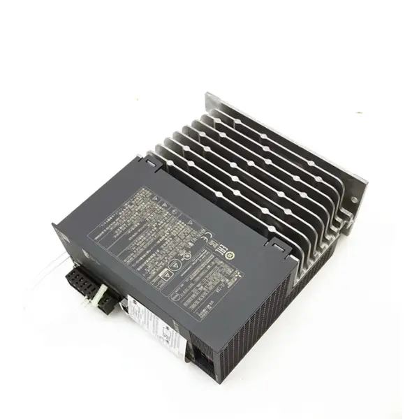 Mitsubishi MR-JE MR-JE-70-A Servo Driver MR-JE-70 MR-JR-A MR-JE-70A
