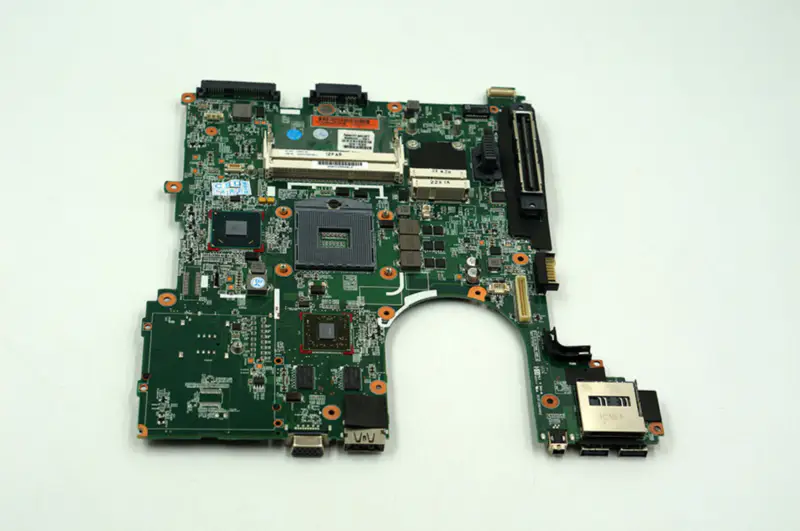 HP 646965-001 8560P 6560B QM67 Motherboard