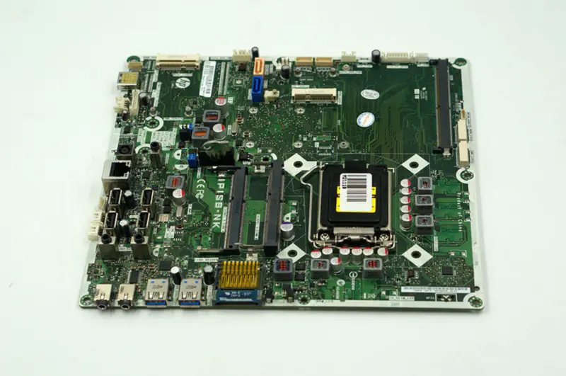 HP TouchSmart 520 220 AIO 696484-001 705028-001 705028-501 705028-601 IPISB-NK Motherboard