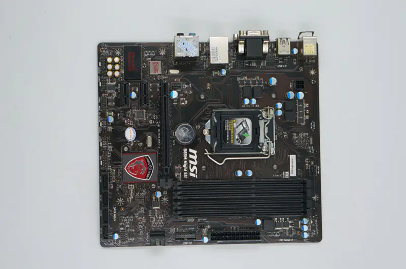 MSI B85M Night ELF Motherboard LGA 1150 /6GB M-ATX