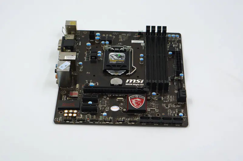 MSI B85M Night ELF Motherboard LGA 1150 /6GB M-ATX
