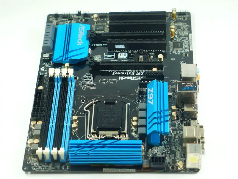 Asrock Z97 Extreme3 motherboard LGA 1150