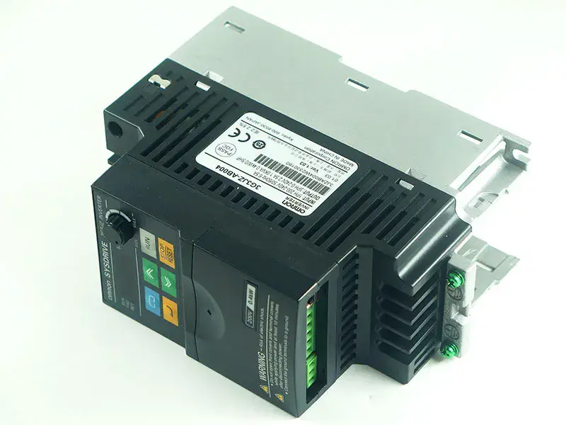 Omron 3G3JZ-AB004 PLC Module