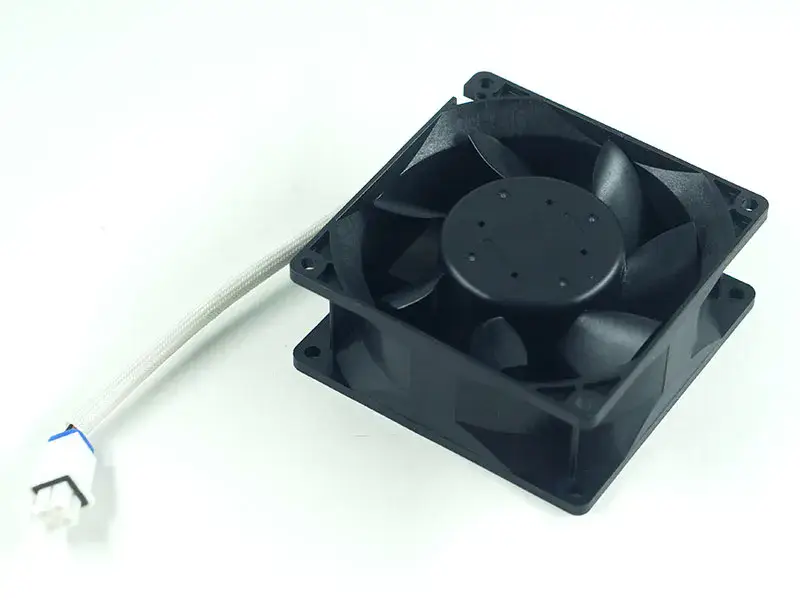 NMB 3615RL-05W-B76 fan