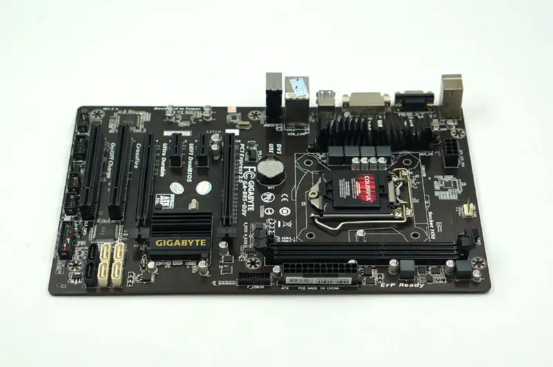Gigabyte GA-B85-D3V B85-D3V B85 LGA 1150 ATX motherboard