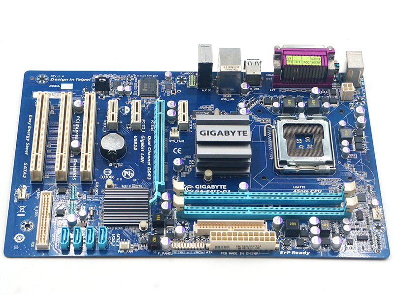 Gigabyte GA-P41T-D3P Motherboard