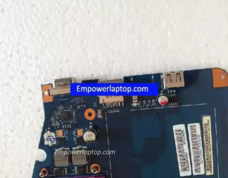 Toshiba Satellite Pro L450 L455 LA-5821P K000085450 Motherboard