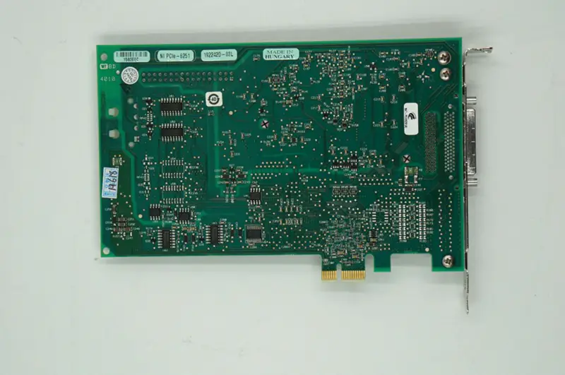 NI PCIE-6251 DAQ Card