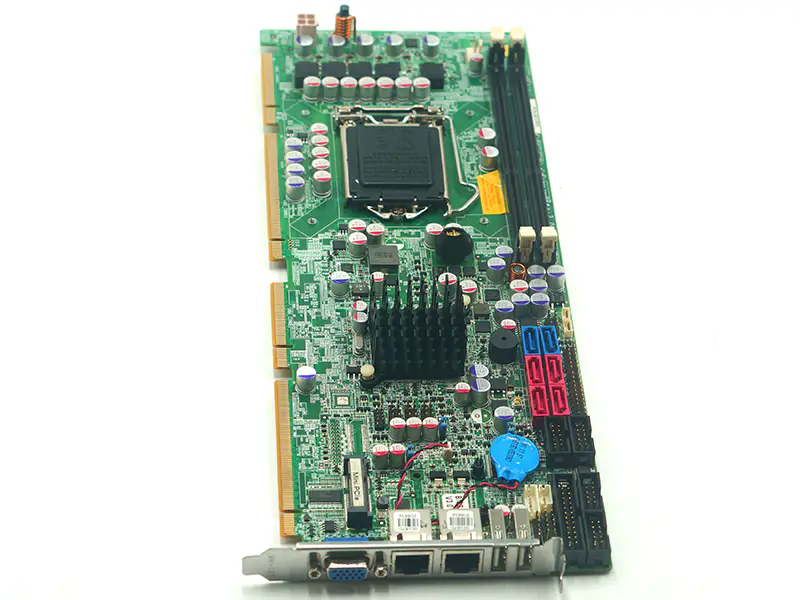 IEI PCIE-Q670-R20 Motherboard