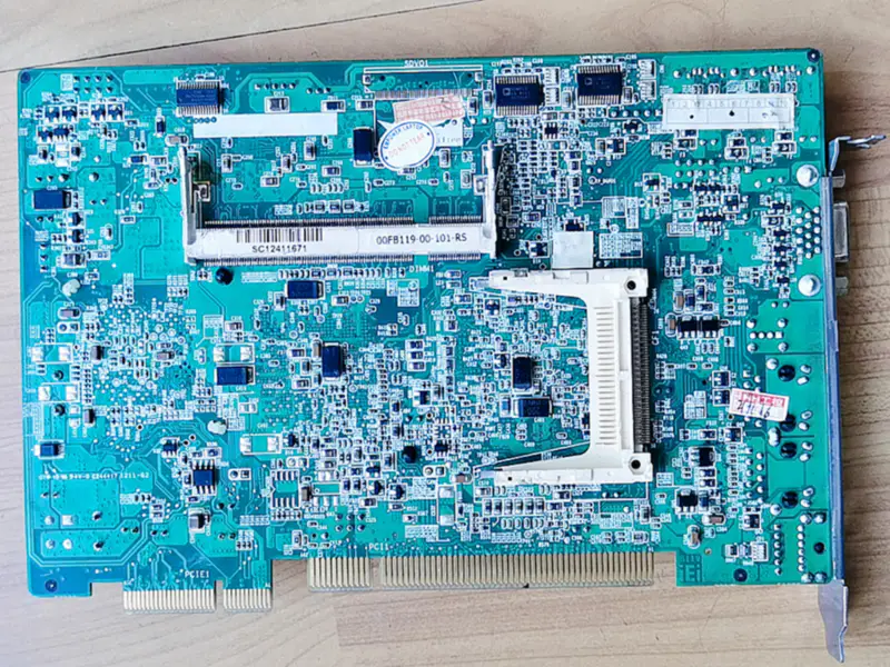 IEI PICOE-945GSE-N270-512MB-R10 Motherboard