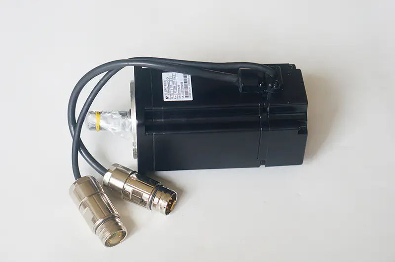 Yaskawa SGMAH-08AAA41D-OY Servo motor