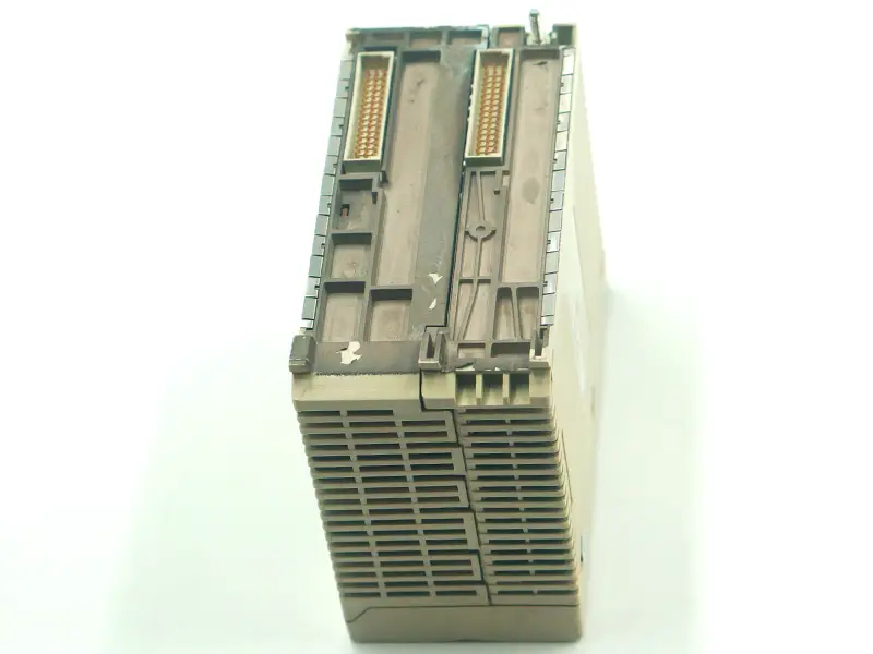 Schnerider TSXP573623AM PLC Module