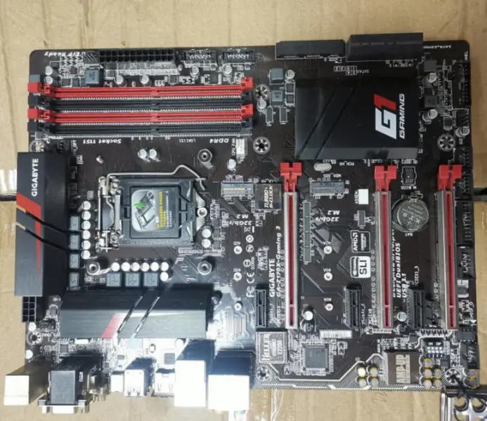 Gigabyte GA-Z170X-GAMING 3 Motherboard