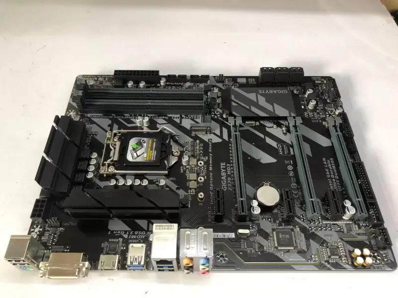 Gigabyte GA-Z370-HD3 Motherboard