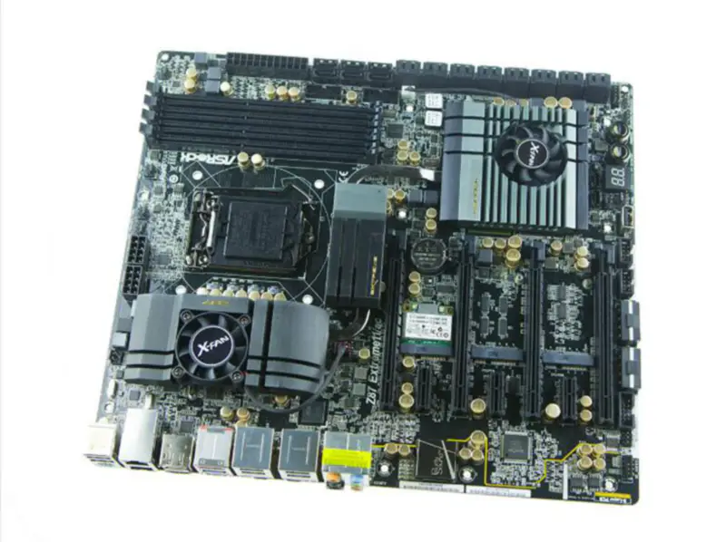 Asrock Z87 Extreme11/ac motherboard 22×Sata 12Gbps SAS